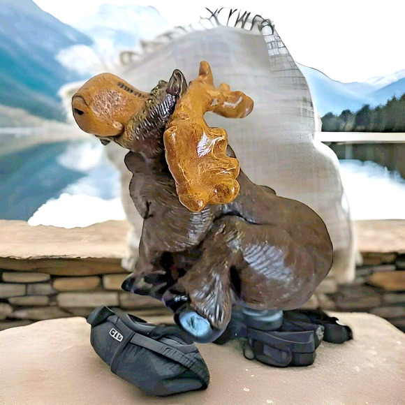 Brown PAWS & CLAWS 4.5" Humor Sitting Wild Moose Figurine - Picture 3 of 7